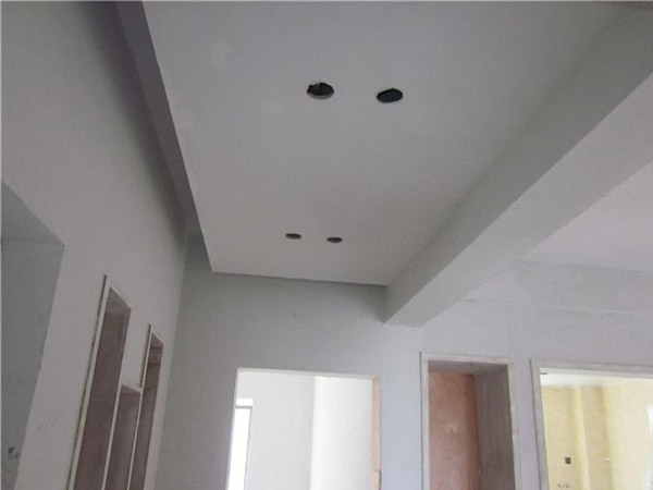 ���̰���